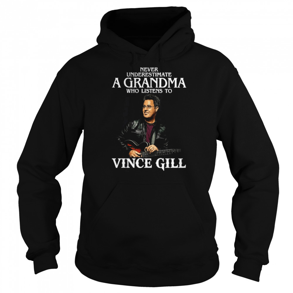 Retro Never Underestimate A Woman Who Listens To Vince Gill Shirt Unisex Hoodie